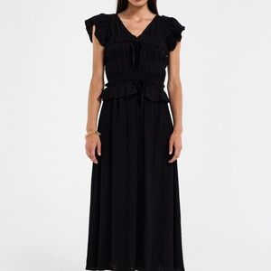 *NWT* Moon River brand Dress, Black, Cap Sleeve, Shirred, Velvet Bows, Size L